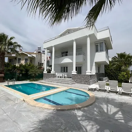 Villa Malcolm X Villa *